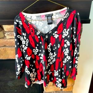 Women’s Size XXL Top